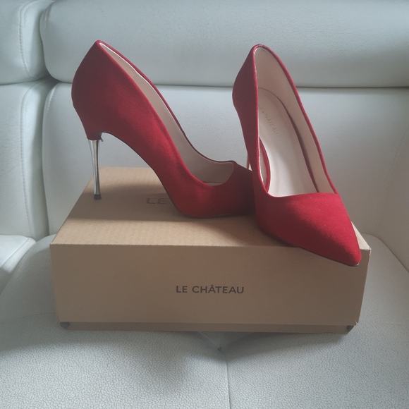 Le Chateau red heels Size 7 - Picture 5 of 11